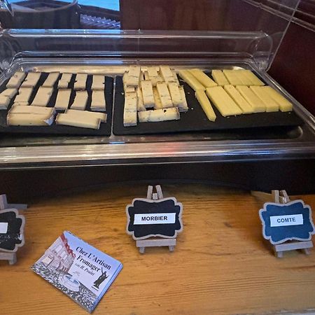 Hotel Terminus - Pizzeria Pizz'A Gogo - Salle De Sport - Face A La Gare Lons-le-Saunier Kültér fotó